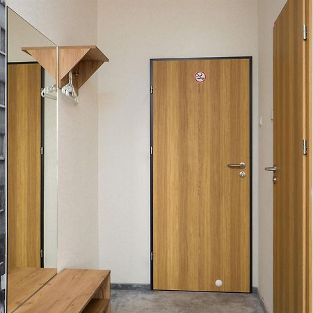 Park Apartamenty Хшанов Екстериор снимка
