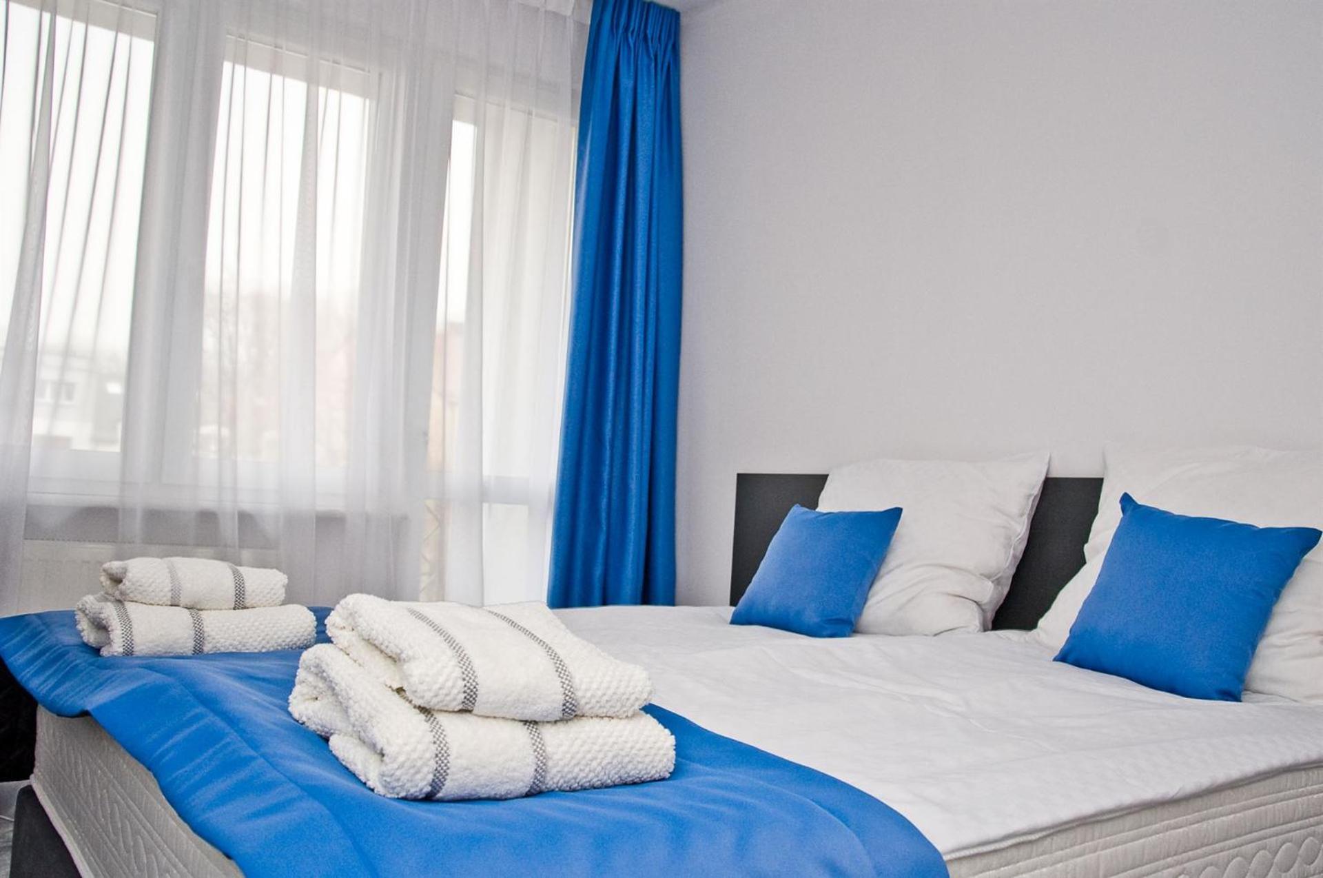 Park Apartamenty Хшанов Екстериор снимка