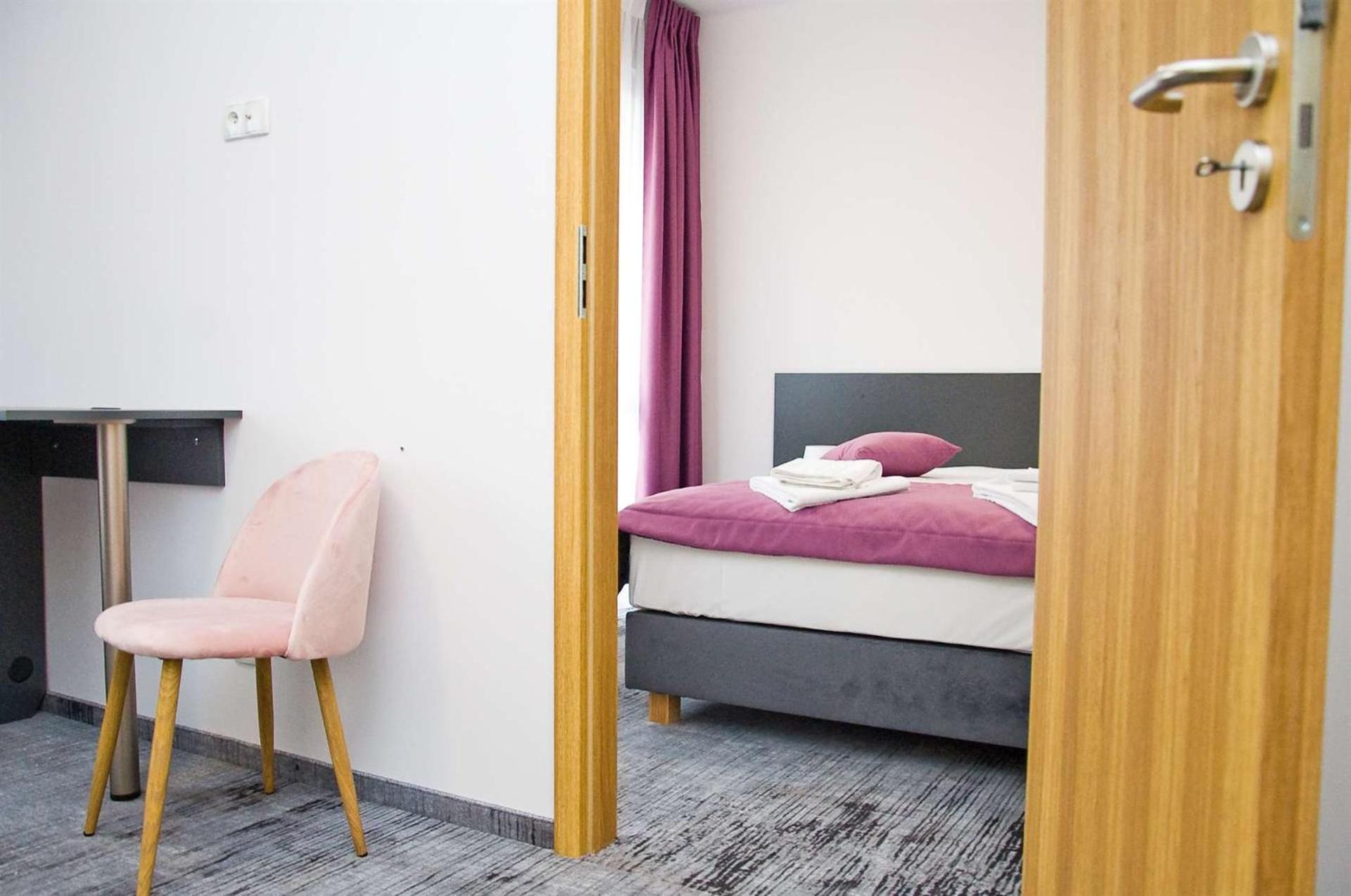 Park Apartamenty Хшанов Екстериор снимка