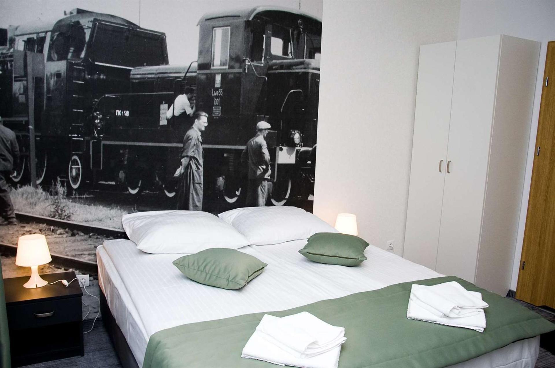 Park Apartamenty Хшанов Екстериор снимка