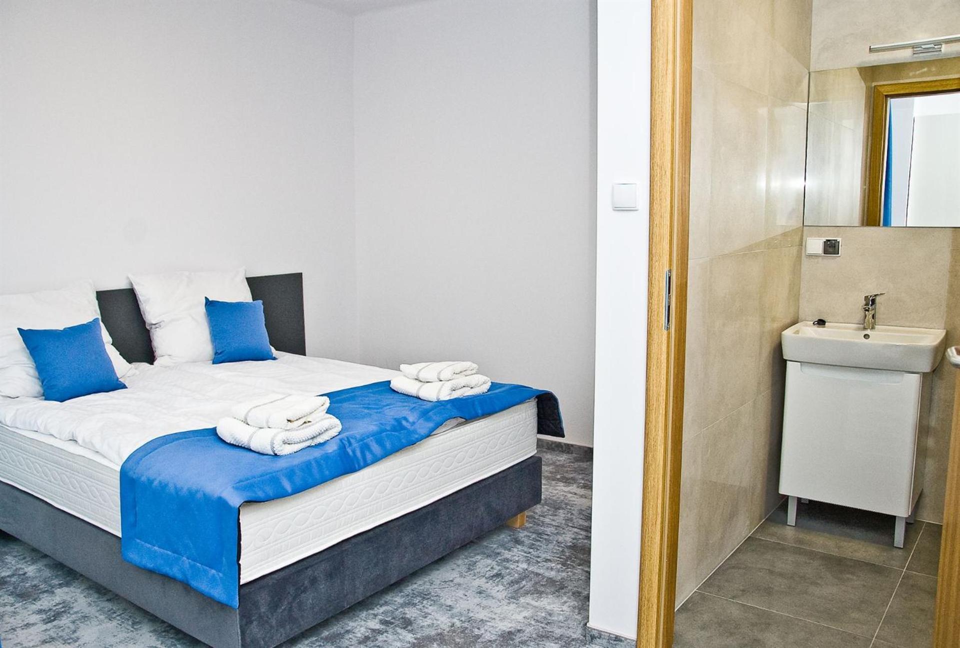 Park Apartamenty Хшанов Екстериор снимка