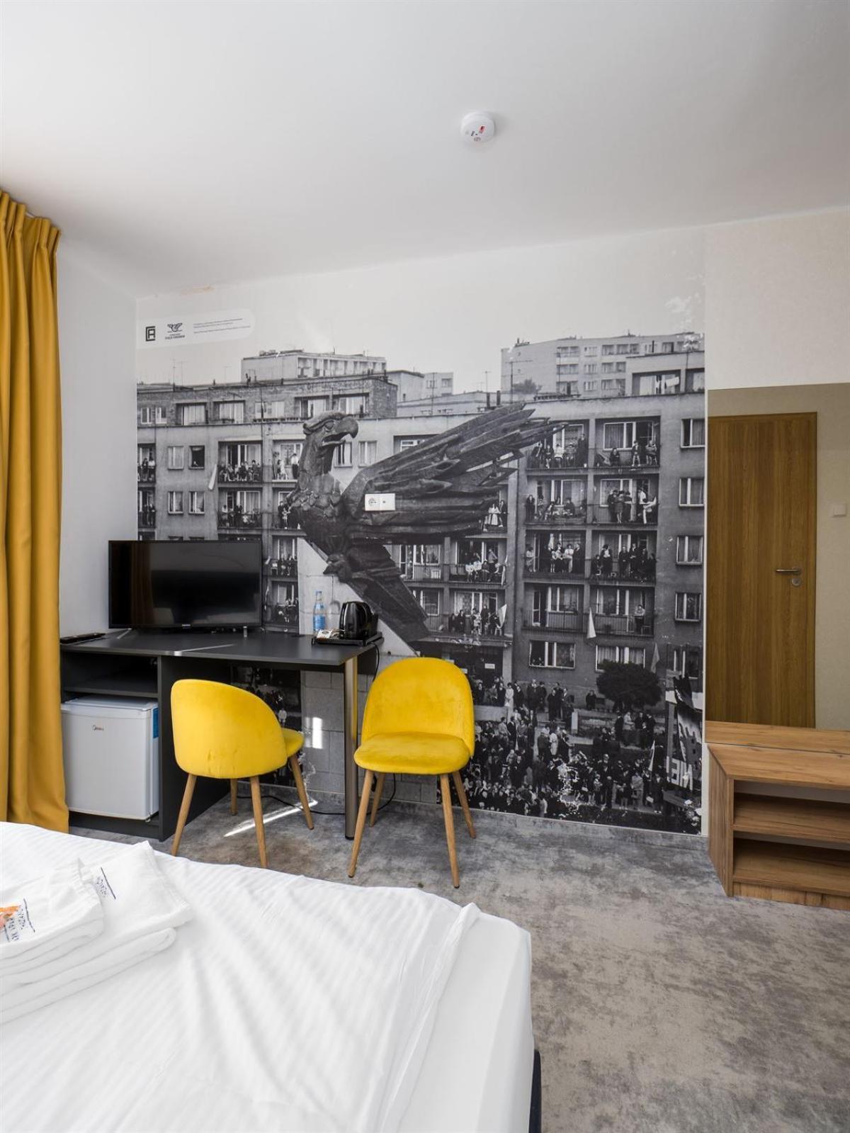 Park Apartamenty Хшанов Екстериор снимка